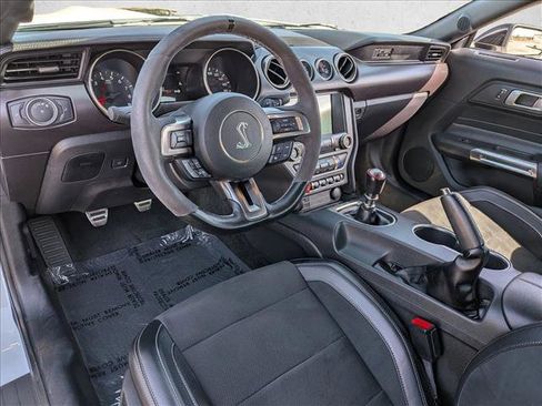 Used 2016 Ford Mustang Shelby GT350 w/ Technology Package RWD image 12