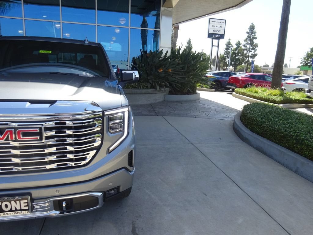 New 2026 GMC Sierra 1500 Denali w/ Technology Package AWD/4WD image 32
