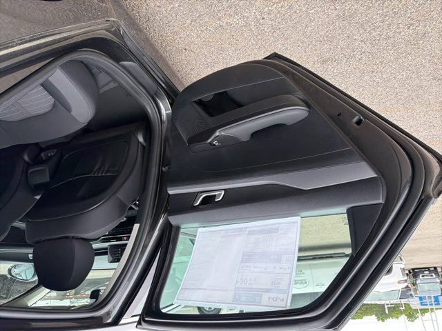 New 2026 Kia K5 LXS FWD image 9
