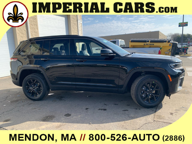 New 2026 Jeep Grand Cherokee Altitude AWD/4WD image 13
