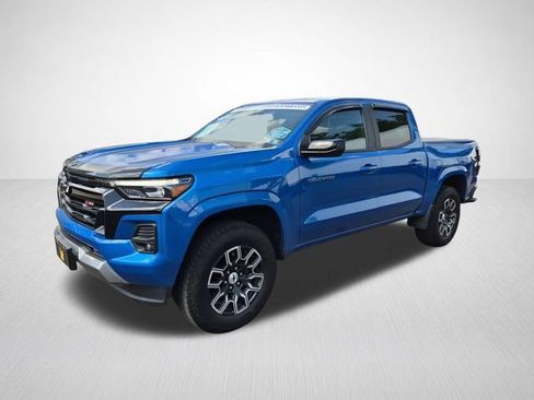 Used 2023 Chevrolet Colorado Z71 w/ Z71 Convenience Package 2 AWD/4WD image 6