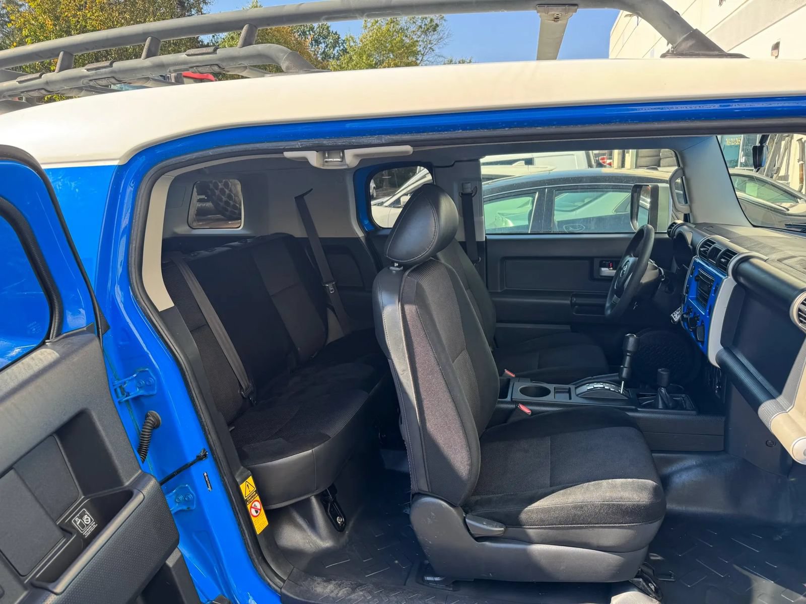 Used 2007 Toyota FJ Cruiser 4WD image 11