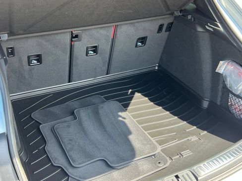 Certified 2026 Porsche Macan AWD/4WD image 22