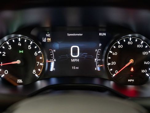 New 2026 Jeep Compass Trailhawk AWD/4WD image 17