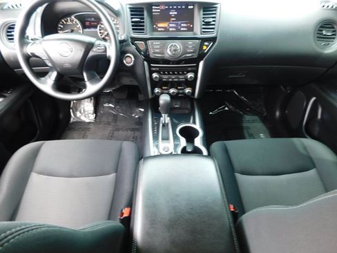 Used 2019 Nissan Pathfinder S AWD/4WD image 23