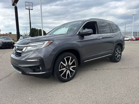 Used 2022 Honda Pilot Touring image 2