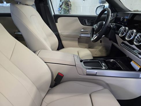 Certified 2026 Mercedes-Benz GLB 250 image 11