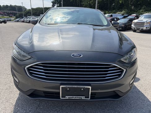 Used 2020 Ford Fusion SE w/ Equipment Group 151A FWD image 20