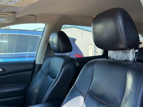 Used 2013 Nissan Pathfinder SL image 13