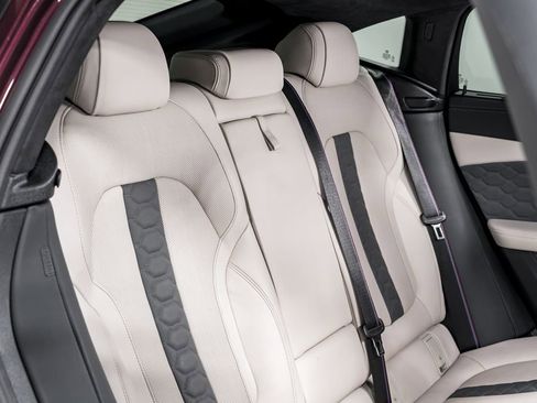 Used 2024 BMW X6 M Competition w/ Executive Package image 29