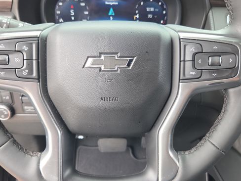 Used 2024 Chevrolet Tahoe Z71 w/ Luxury Package image 23