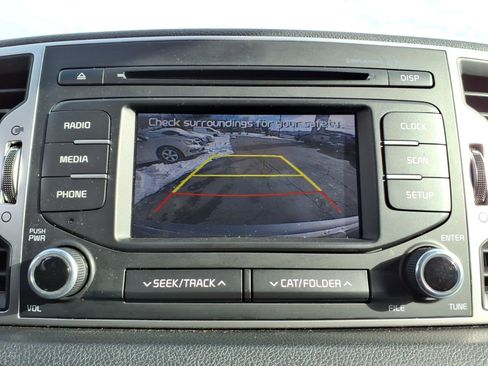 Used 2019 Kia Sportage LX image 14