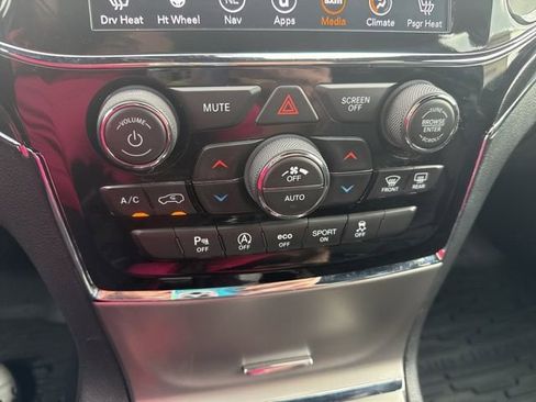 Used 2019 Jeep Grand Cherokee Trailhawk w/ Trailhawk Luxury Group image 26