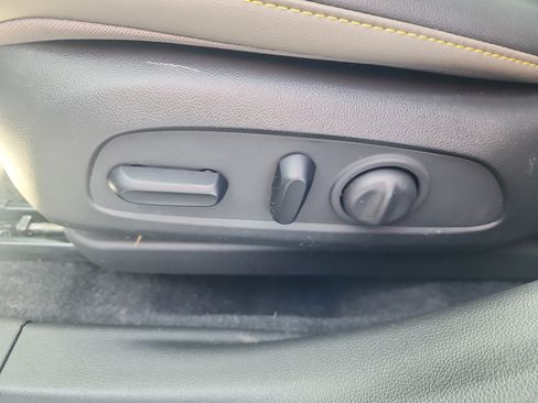 Used 2024 Chevrolet Trax ACTIV FWD image 12