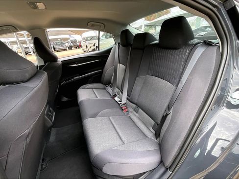 Used 2025 Toyota Camry LE image 19