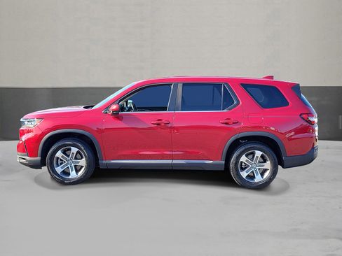 Used 2024 Honda Pilot EX-L image 3