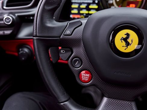 Used 2020 Ferrari 488 Pista Coupe RWD image 64