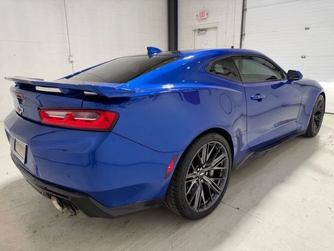 Used 2017 Chevrolet Camaro ZL1 RWD image 9