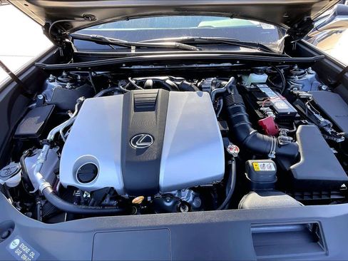 New 2025 Lexus ES 350 w/ Premium Package image 18