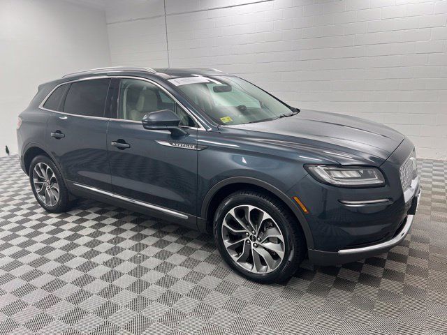 Certified 2023 Lincoln Nautilus Reserve AWD/4WD image 4