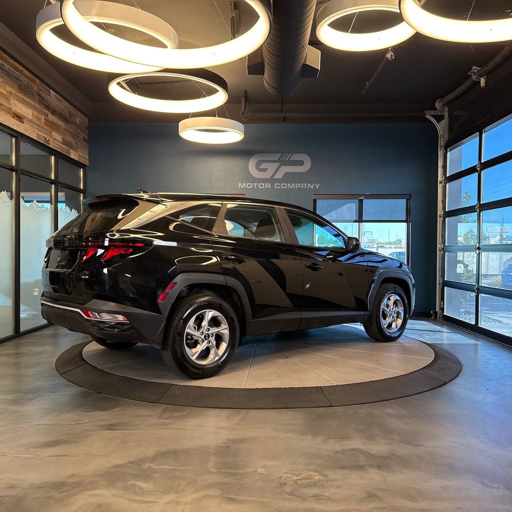 Used 2022 Hyundai Tucson SE AWD/4WD image 3