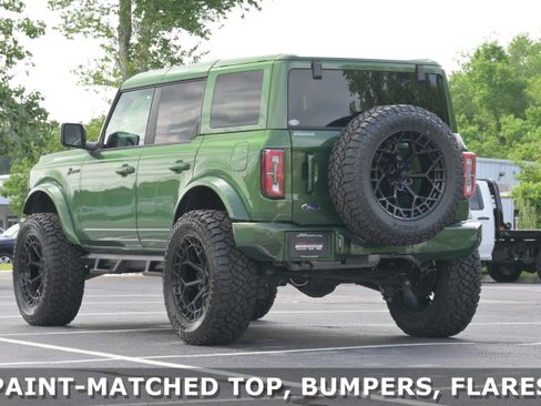 Used 2025 Ford Bronco Outer Banks AWD/4WD image 3