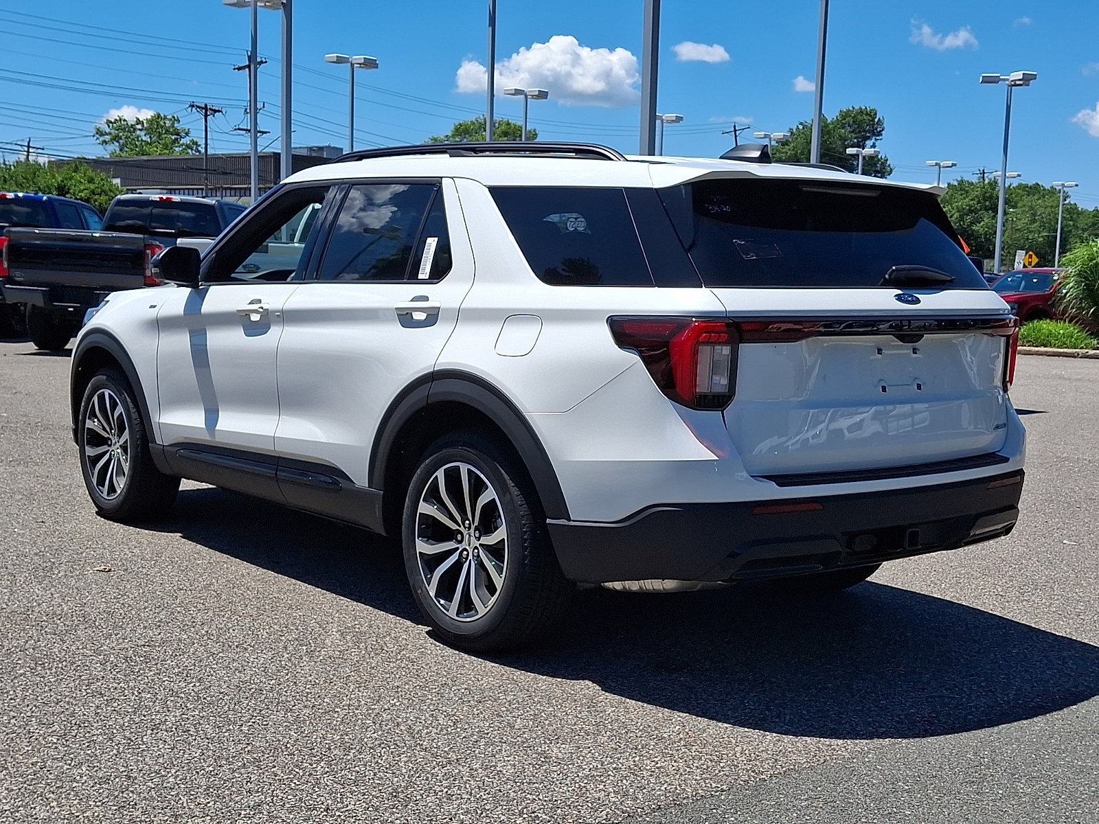 New 2026 Ford Explorer ST-Line AWD/4WD image 4