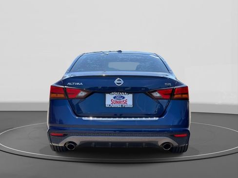 Used 2021 Nissan Altima 2.5 SR FWD image 6