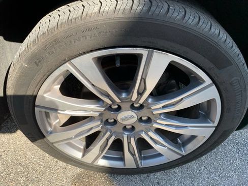 Used 2019 Cadillac XT4 Premium Luxury w/ Driver Assist Package FWD image 11
