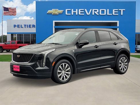 Used 2020 Cadillac XT4 Sport image 3
