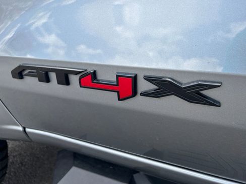 Certified 2024 GMC Canyon AT4X image 11