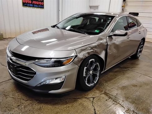 Used 2023 Chevrolet Malibu LT FWD image 2