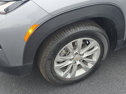 Used 2023 Chevrolet TrailBlazer LS image 15