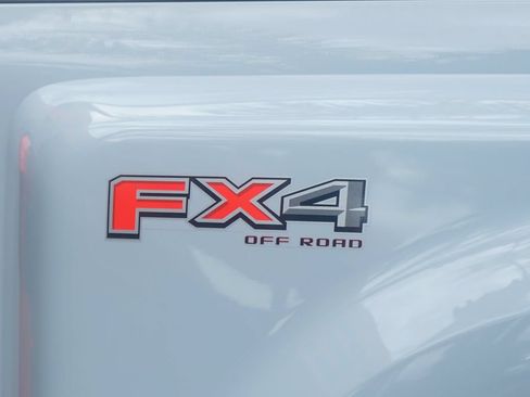 Used 2025 Ford F450 Platinum w/ FX4 Off-Road Package AWD/4WD image 58