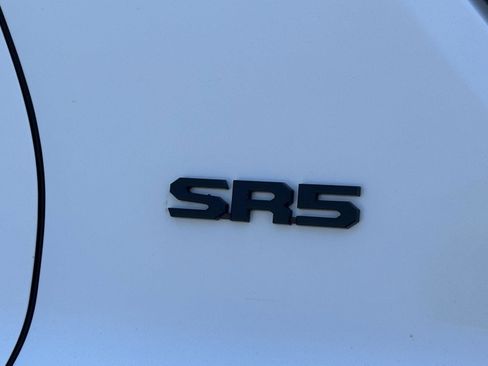 Certified 2025 Toyota 4Runner SR5 AWD/4WD image 10