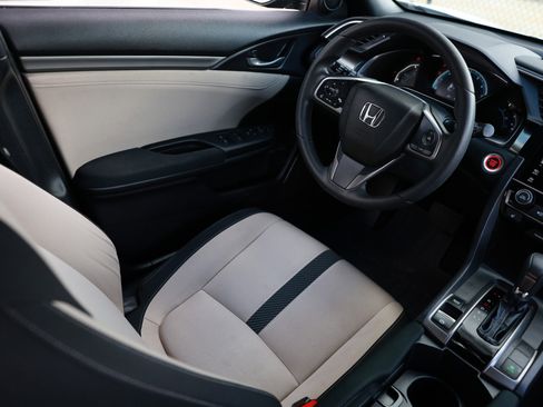 Used 2018 Honda Civic EX image 25