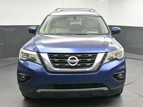 Used 2018 Nissan Pathfinder SL w/ SL Premium Package image 2