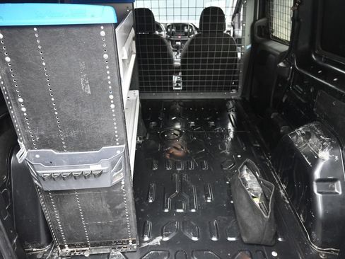 Used 2018 RAM ProMaster City Tradesman FWD image 11