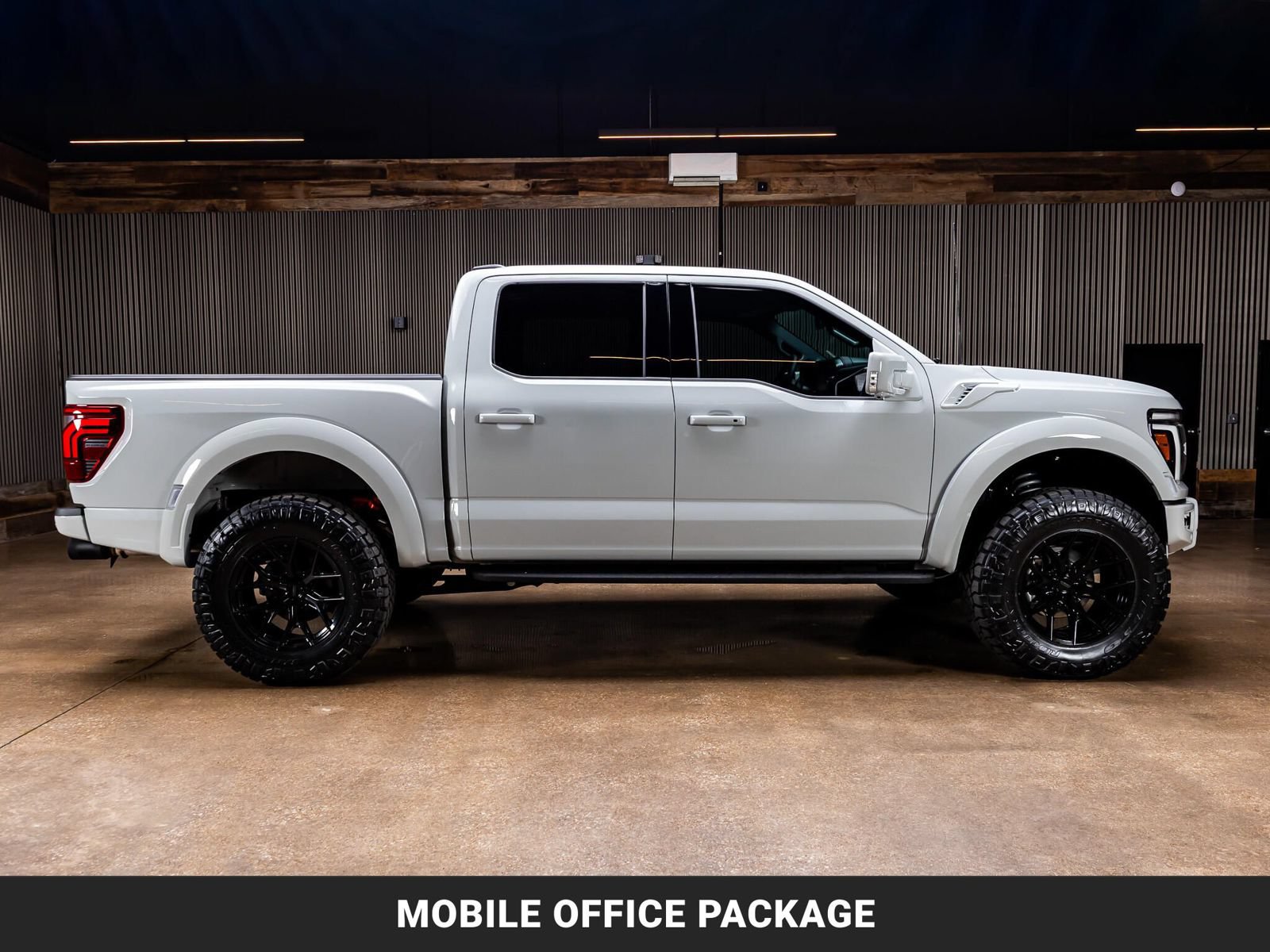 Used 2026 Ford F150 Raptor AWD/4WD image 11