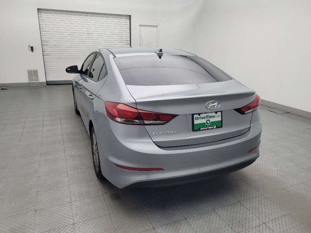 Used 2017 Hyundai Elantra SE FWD image 6