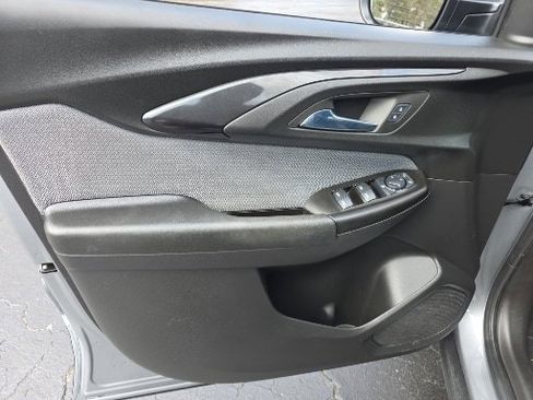 Used 2023 Chevrolet TrailBlazer LT image 19