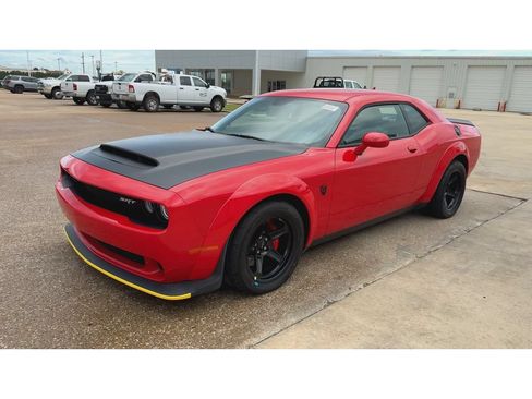 Used 2018 Dodge Challenger SRT Demon RWD image 4