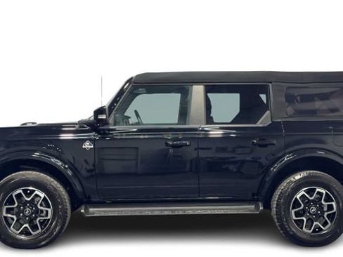 Used 2025 Ford Bronco Outer Banks AWD/4WD image 1