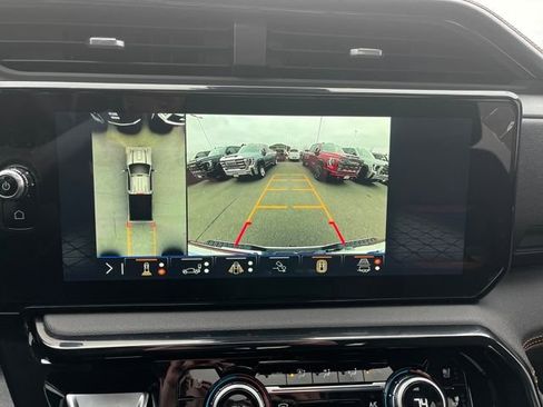 New 2026 GMC Sierra 2500 AT4 w/ AT4 Premium Plus Package image 18