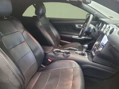 Used 2020 Ford Mustang Premium image 21
