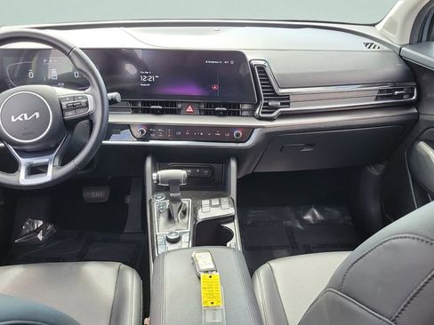 Used 2023 Kia Sportage EX image 14