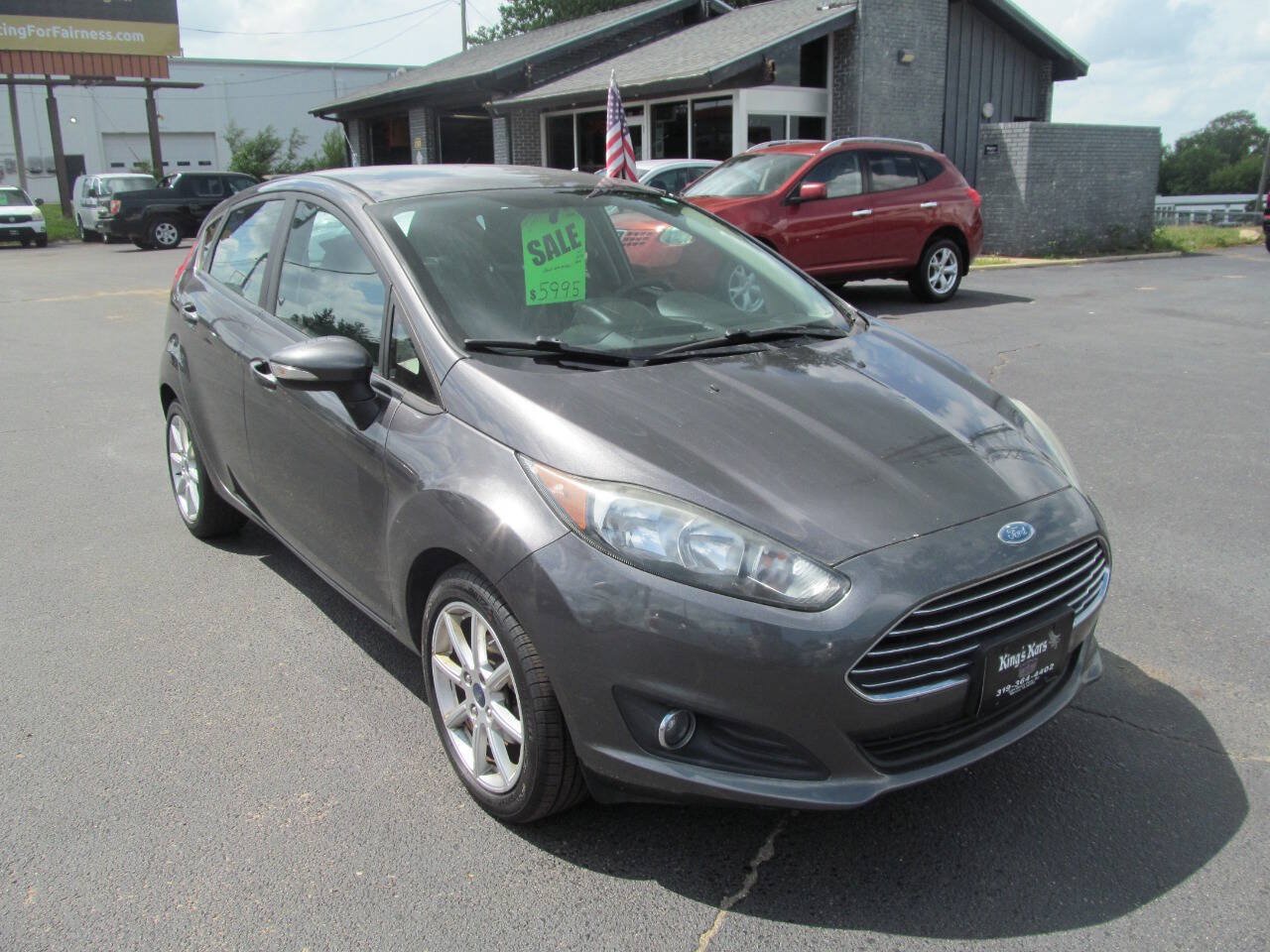 Used 2015 Ford Fiesta SE w/ Equipment Group 201A FWD image 6