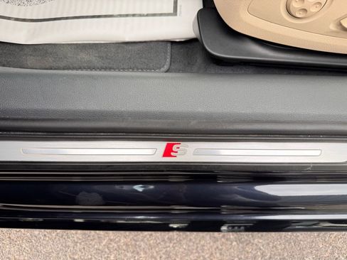 Used 2018 Audi A4 2.0T Ultra Premium Plus w/ Premium Plus Package image 14