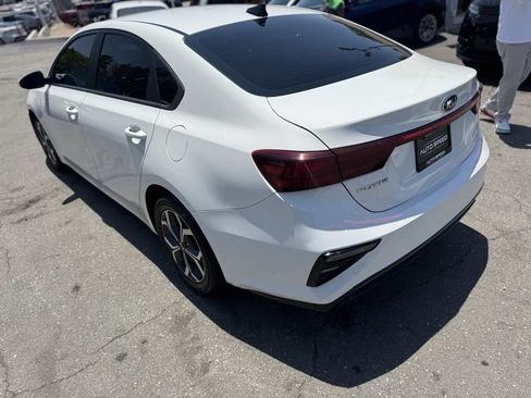 Used 2021 Kia Forte LXS FWD image 5