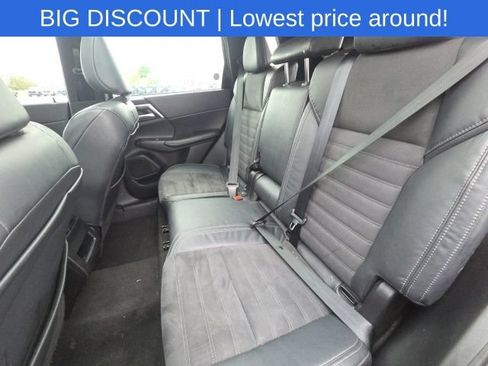 Used 2022 Mitsubishi Outlander SE AWD/4WD image 19